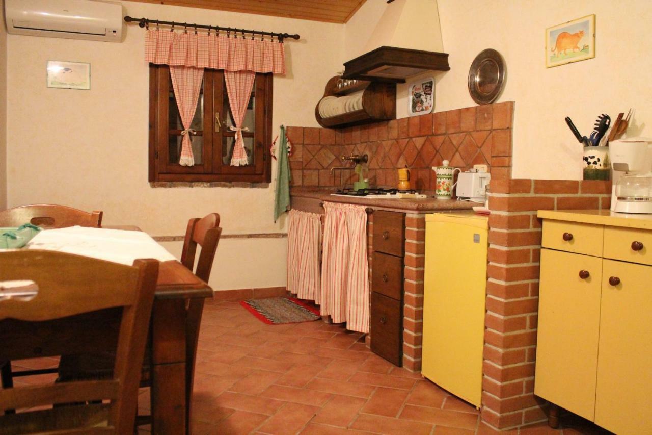 בית הארחה גרוסטו 	Agriturismo Il Feudo מראה חיצוני תמונה
