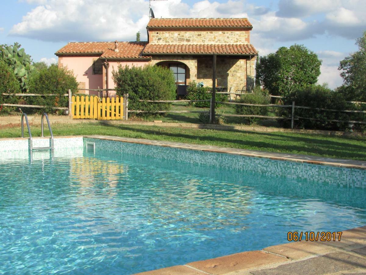 בית הארחה גרוסטו 	Agriturismo Il Feudo מראה חיצוני תמונה